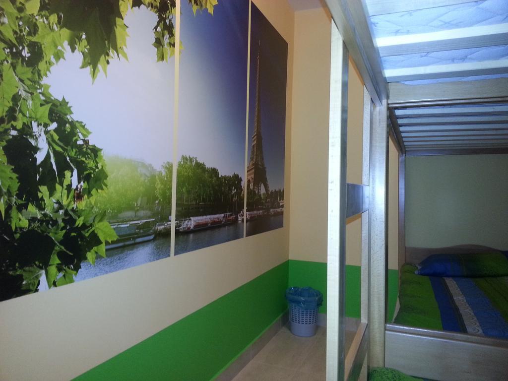 Europa Hostel Порторож Екстериор снимка