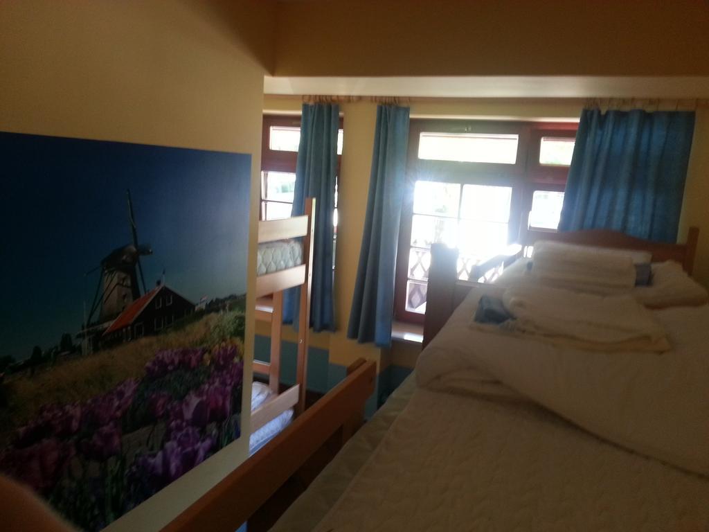 Europa Hostel Порторож Стая снимка