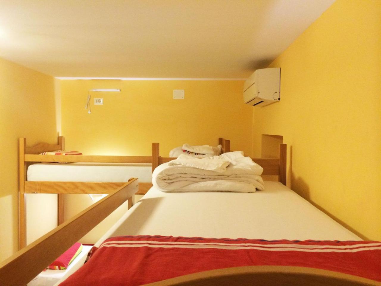 Europa Hostel Порторож Екстериор снимка